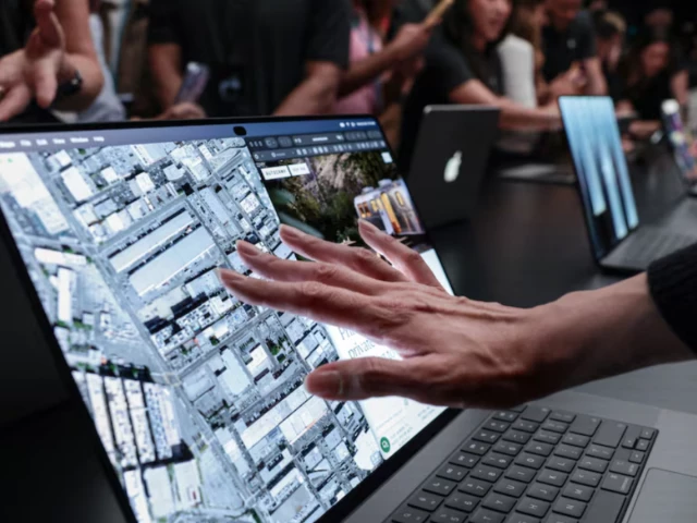 people try out the new macbook pro s touch screen following the launch by apple ceo john ternus in los angeles california us october 28 2026 photo reuters people try out the new macbook pro s touch screen following the launch by apple ceo john ternus in los angeles california us october 28 2026 photo reuters