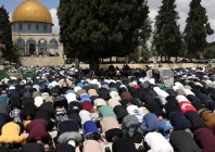 muslim worshippers pray outside the dome of the rock at the al aqsa mosque compound during friday noon prayers following 40 days of closure by the israeli authorities in jerusalem s old city on april 10 2026 photo afp muslim worshippers pray outside the dome of the rock at the al aqsa mosque compound during friday noon prayers following 40 days of closure by the israeli authorities in jerusalem s old city on april 10 2026 photo afp
