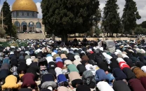 al aqsa mosque reopens to worshippers for 1st friday prayers after weeks long closure