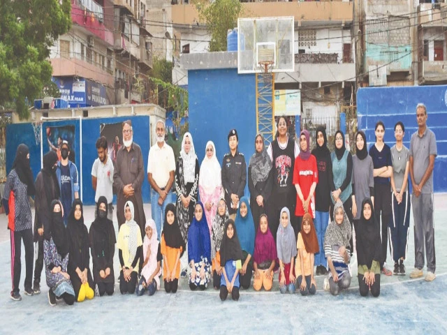 girls basketball teams pose with chief guest ssp south suhai aziz at the inauguration of shaheed traffic police trophy tournament director sports comm karachi ghulam muhammad khan rotary club s sheikh aqeel and cmo dr nighat aqeel are also seen photo app girls basketball teams pose with chief guest ssp south suhai aziz at the inauguration of shaheed traffic police trophy tournament director sports comm karachi ghulam muhammad khan rotary club s sheikh aqeel and cmo dr nighat aqeel are also seen photo app