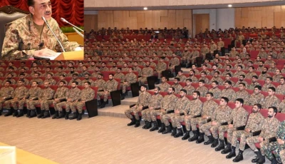 chief of army staff coas field marshal syed asim munir addresses during during his visit to command and staff college quetta on friday may 30 2025 photo ispr