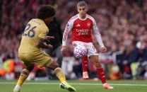 arsenal extend premier league lead as man city lose at villa arsenal extend premier league lead as man city lose at villa