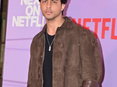 aryan khan son of shah rukh khan under scrutiny after viral pub video in bengaluru aryan khan son of shah rukh khan under scrutiny after viral pub video in bengaluru