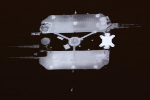 ascender of chang e 6 probe docking with the probe s orbiter returner combination in lunar orbit june 6 2024 photo xinhua ascender of chang e 6 probe docking with the probe s orbiter returner combination in lunar orbit june 6 2024 photo xinhua