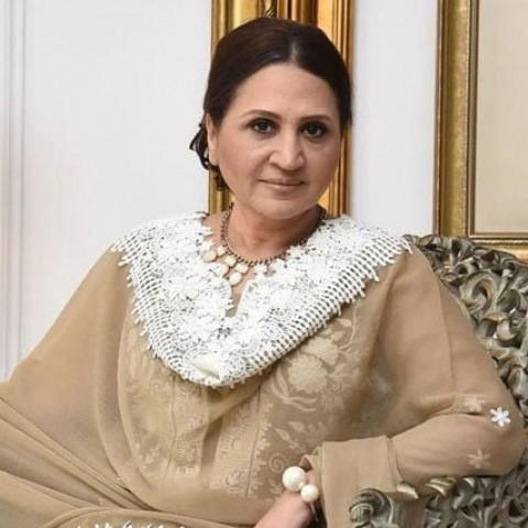 actress asma abbas urges parents to teach boys self reliance actress asma abbas urges parents to teach boys self reliance