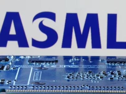 asml quarterly orders miss forecasts amid tariff uncertainty