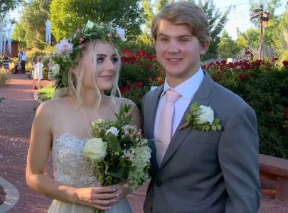 youtuber aspyn ovard files for divorce same day she announces birth of third baby