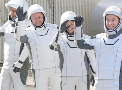 astronauts set to leave iss astronauts set to leave iss