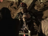 rescue personnel working at a site that israel bombed photo anadolu