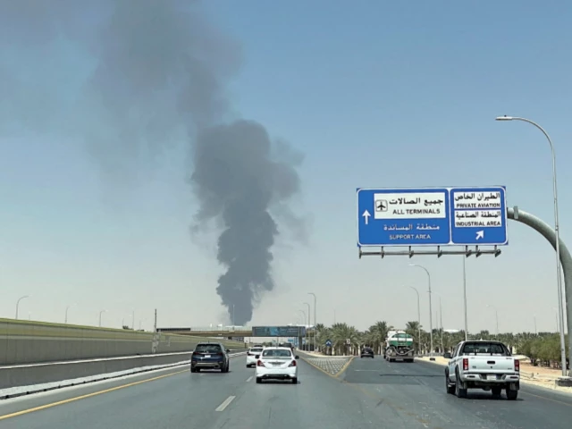 Houthis fire 'ballistic missile' at Riyadh