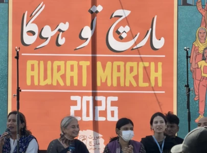 the march will continue aurat march defies restrictions at karachi s sea view rally