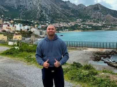 youtuber spanian rescued after severe altitude sickness during mount everest trip youtuber spanian rescued after severe altitude sickness during mount everest trip