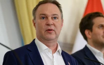 we are not part of trump s chaotic policy says austria s vice chancellor