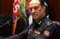 karachiites have right to fight back against street criminals aig