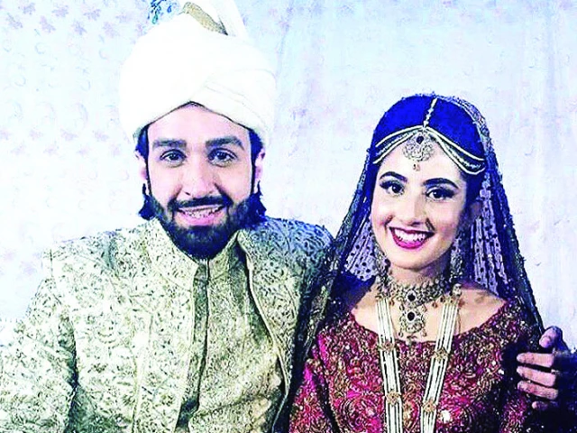 azfar last posted a photo with his wife at their wedding photo file azfar last posted a photo with his wife at their wedding photo file