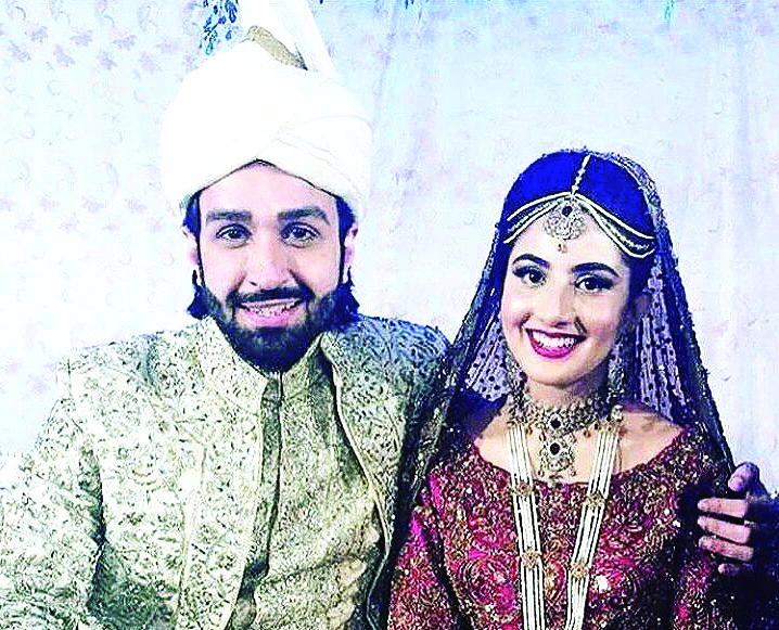 azfar last posted a photo with his wife at their wedding photo file azfar last posted a photo with his wife at their wedding photo file