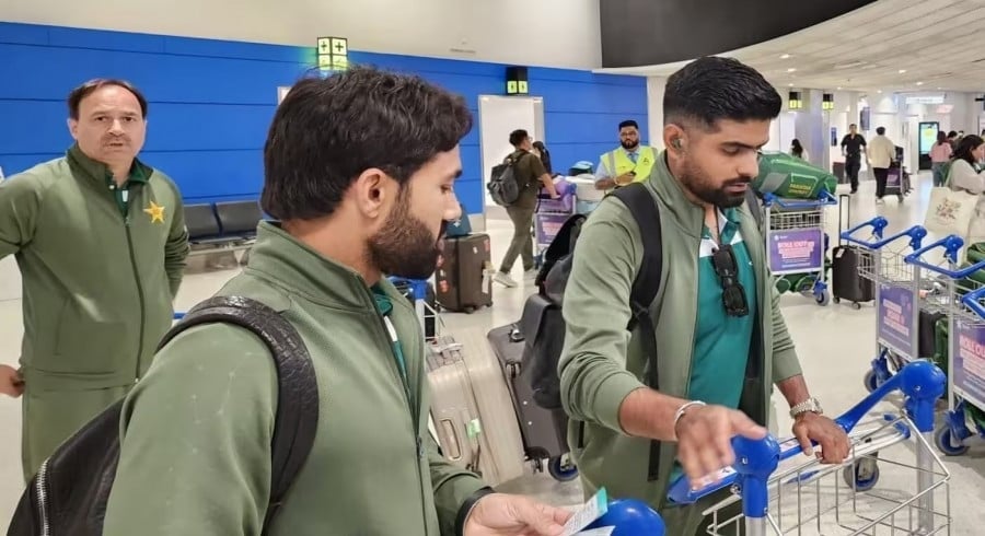Captain Babar Azam among six players to holiday in London after T20 World Cup debacle | The Express Tribune