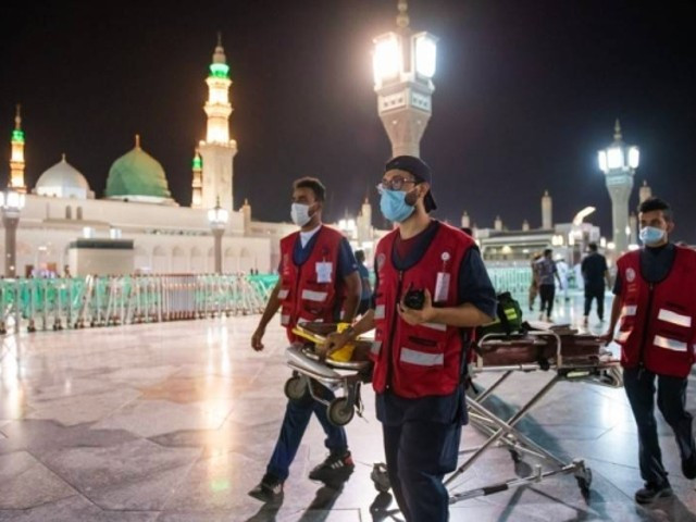 after successfully delivering the baby the mother and child were transferred to the bab jibril health centre for further checkups photo courtesy saudi gazette