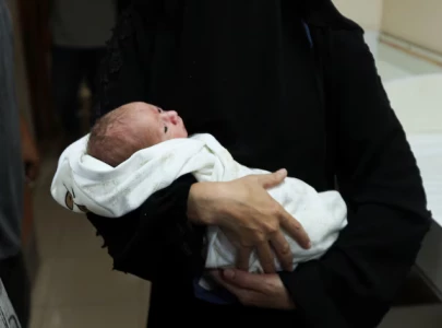 gaza newborn dubbed miracle after airstrike fatally injures pregnant mother