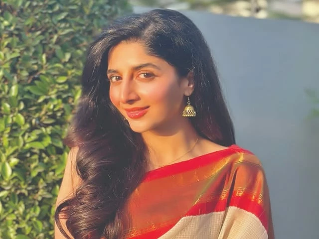 mawra currently stars in agar tum saath ho photo instagram mawra currently stars in agar tum saath ho photo instagram