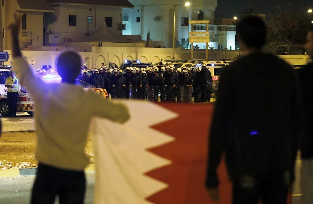 several hurt as sunnis shiites clash in bahrain several hurt as sunnis shiites clash in bahrain