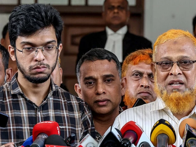 barkat ullah r father of abrar fahad a student of bangladesh university of engineering and technology buet who was killed in 2019 by members of bangladesh chhatra league the student wing of the awami league speaks to the media after the high court s verdict in dhaka on march 16 2025 photo afp barkat ullah r father of abrar fahad a student of bangladesh university of engineering and technology buet who was killed in 2019 by members of bangladesh chhatra league the student wing of the awami league speaks to the media after the high court s verdict in dhaka on march 16 2025 photo afp