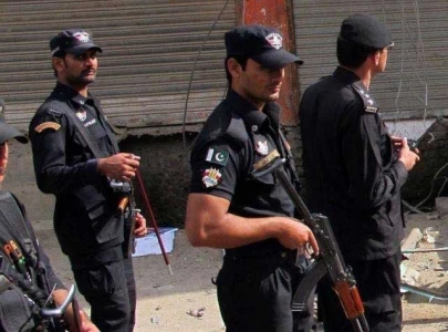 police official shot dead in bannu