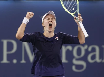 krejcikova stuns swiatek to take dubai title