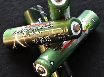 scientists predict new ultrastable 2d materials for fast charging long lasting batteries