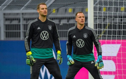 like ronaldo and messi   ter stegen and neuer square off in champions league