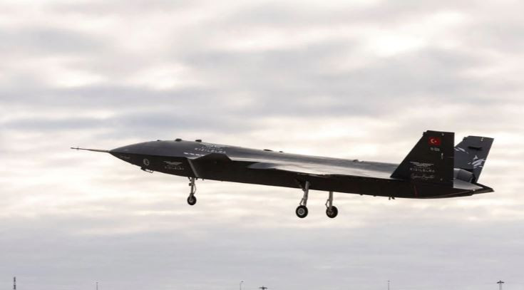 Turkish defence firm Baykar's first jet-powered unmanned aerial combat vehicle (UCAV), takes off from an airport in Corlu near Istanbul, Turkey December 14, 2022. Baykar Technologies/Handout. PHOTO: REUTERS