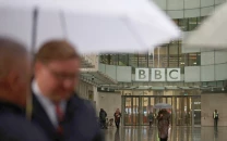 bbc says will fight trump s 10b defamation lawsuit