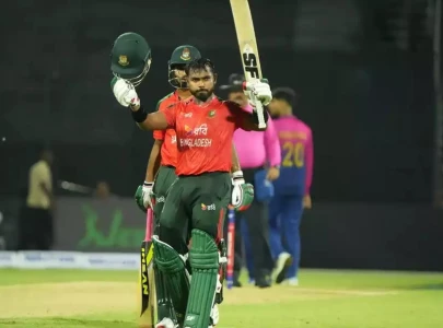 emon joins bd s elite t20i list