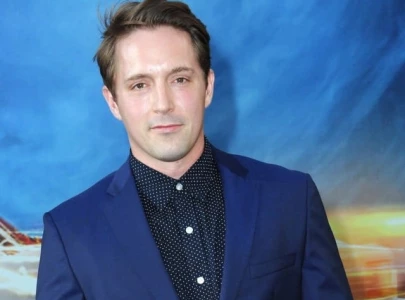 james gunn s superman adds saturday night live actor beck bennett