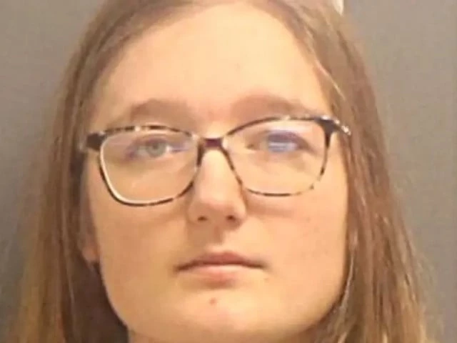minnesota woman kills grandfather in crash while scrolling through tiktok minnesota woman kills grandfather in crash while scrolling through tiktok