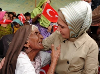 turkiye s first lady urges world to help flood victims in pakistan turkiye s first lady urges world to help flood victims in pakistan