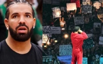 drake s sydney concert goes viral over fans outrageous money requests australian ppl begging and broke drake s sydney concert goes viral over fans outrageous money requests australian ppl begging and broke