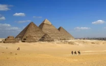 massive underground structures found beneath giza pyramids spark ancient energy grid conspiracy theories massive underground structures found beneath giza pyramids spark ancient energy grid conspiracy theories