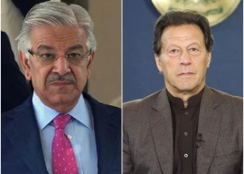khawaja asif berates imran for keeping mum on catastrophic floods terrorism khawaja asif berates imran for keeping mum on catastrophic floods terrorism