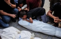 2 palestinians killed in israeli strike gunfire in gaza despite ceasefire