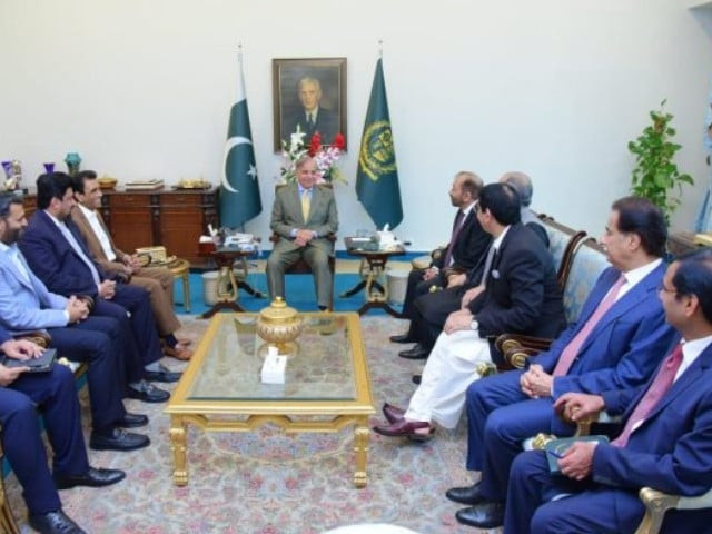 prime minister muhammad shehbaz sharif holds a meetings with a mqm delegation photo app prime minister muhammad shehbaz sharif holds a meetings with a mqm delegation photo app