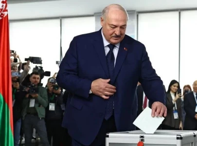 belarus lukashenko poised to extend 29 year rule with landslide exit poll results