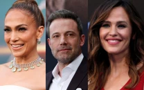 ben affleck spotted with both jennifer garner and jennifer lopez at son s play