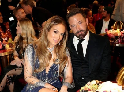 bored ben affleck at the grammys is already a meme for 2023