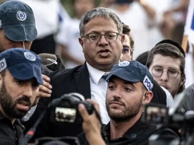 Far-right Israeli minister storms Al-Aqsa Mosque under police protection