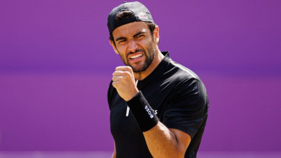 berrettini enters queen s semi finals berrettini enters queen s semi finals
