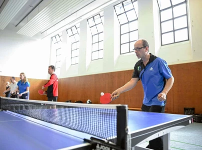 berlin patients use ping pong to ease parkinson s pain