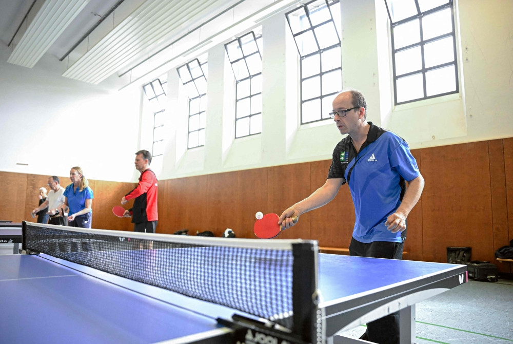 Photo of Berlin patients use ping-pong to ease Parkinson's pain