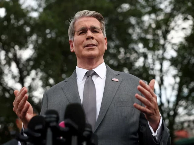 us treasury secretary scott bessent speaks to reporters at the white house in washington dc us august 20 2026 reuters us treasury secretary scott bessent speaks to reporters at the white house in washington dc us august 20 2026 reuters