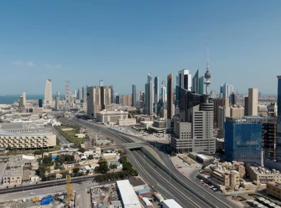 pakistan and kuwait discuss expanded defence pact sources say pakistan and kuwait discuss expanded defence pact sources say